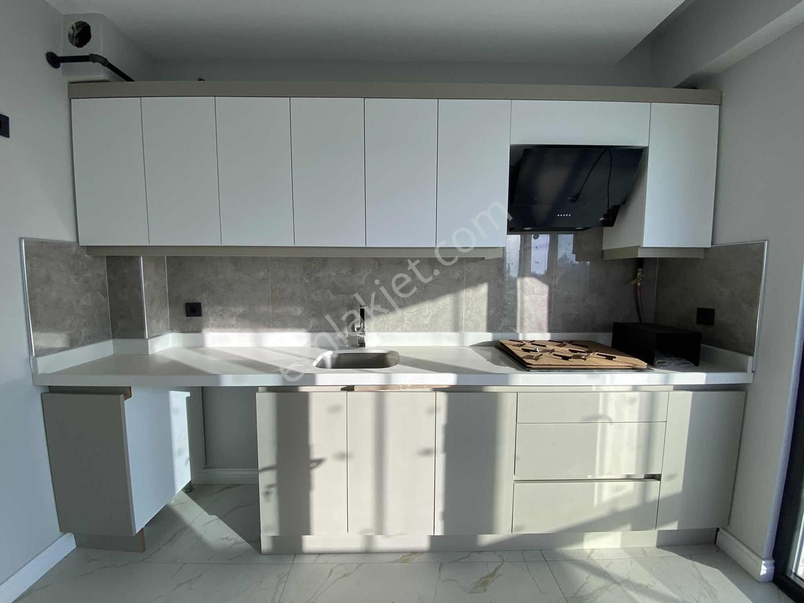 Tuğradan Önerler'de 2+1 Sıfır İskanlı Lüx Satılık Daire - Görsel 10