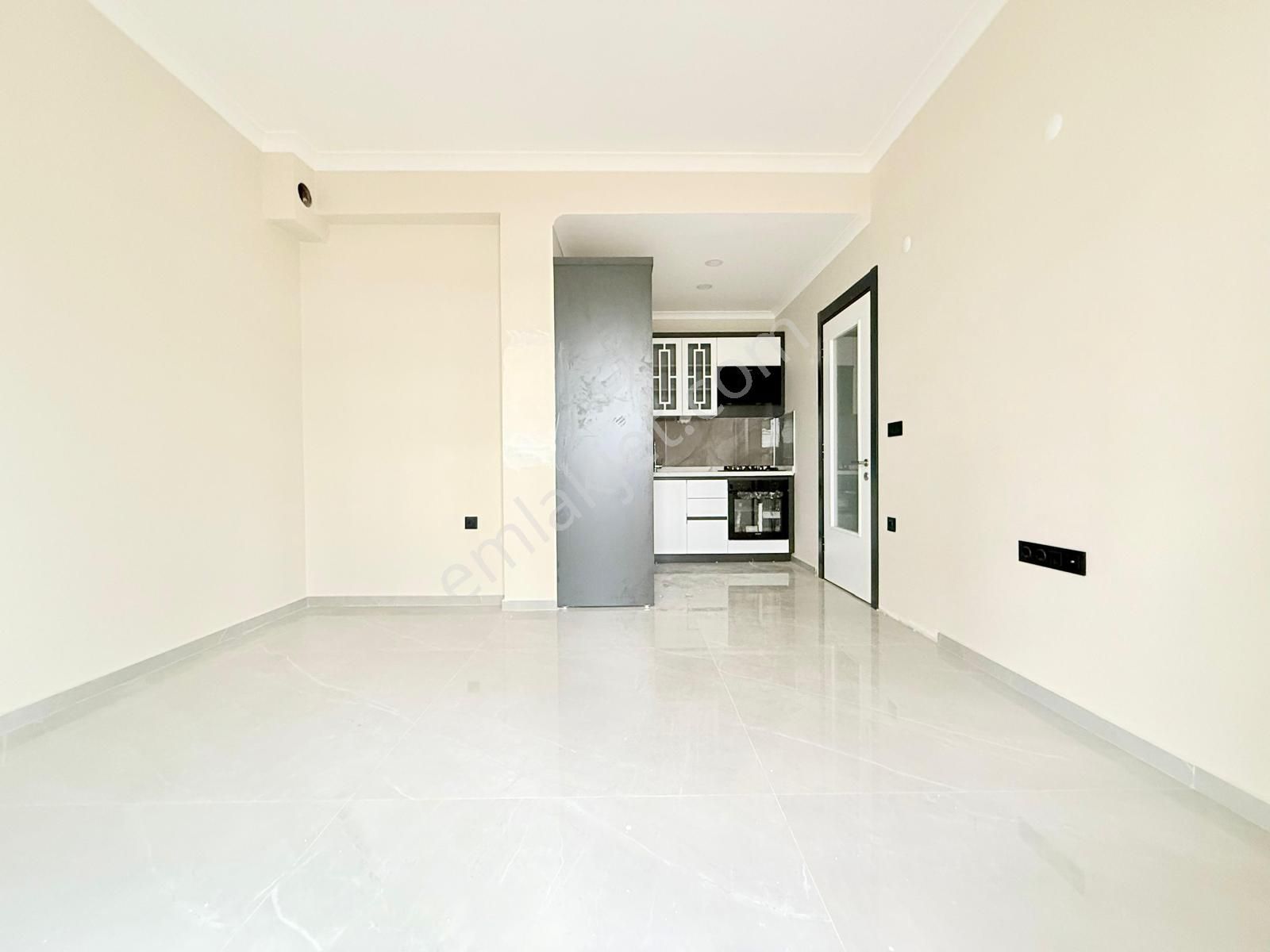 Dora,dan Altınkum,da Geniş Balkon & Asansörlü Satılık 1+1 Daire - Görsel 5