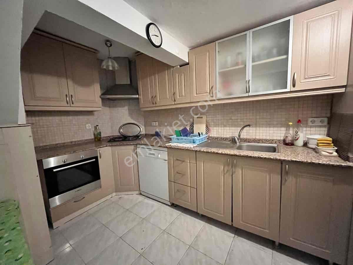 Plaja Yakın Migros Karşısı Kiralık Eşyalı Bahçeli Ev - Görsel 9