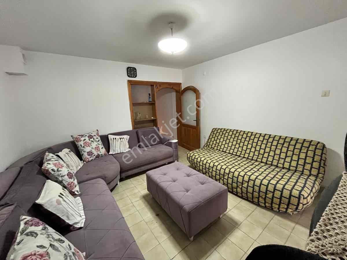 Plaja Yakın Migros Karşısı Kiralık Eşyalı Bahçeli Ev - Görsel 7