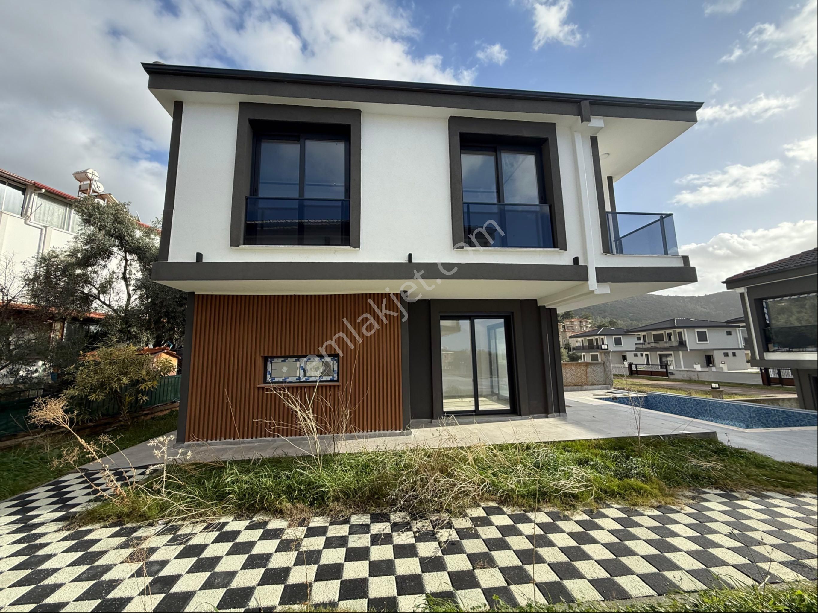 Didim Akbük Te Satılık Havuzlu Müstakil 3+1 Villa - Görsel 10