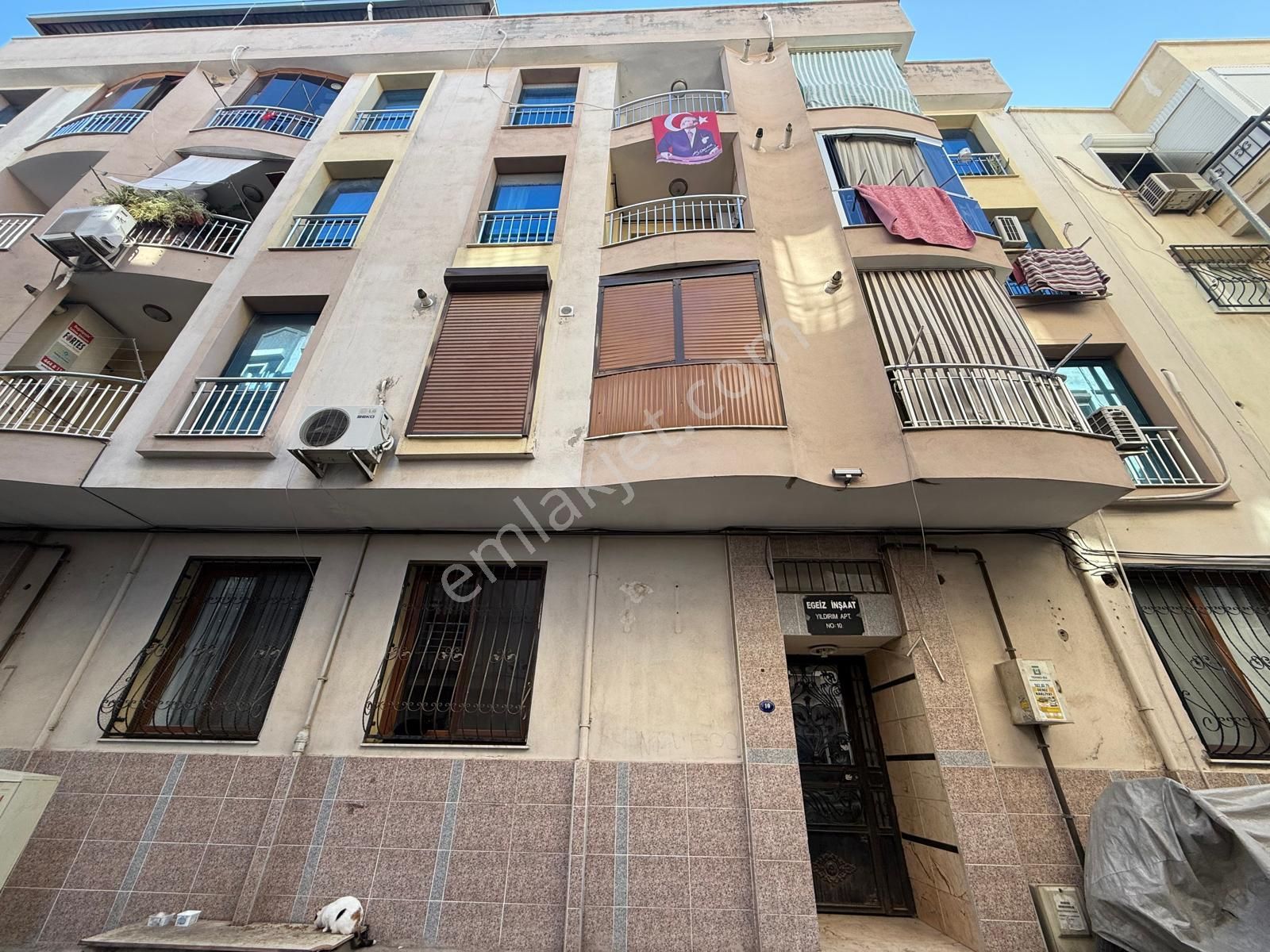 Kozağaç Mahallesinde; Yüksek Giriş, 2+1, Eşyasız, Doğalgazlı