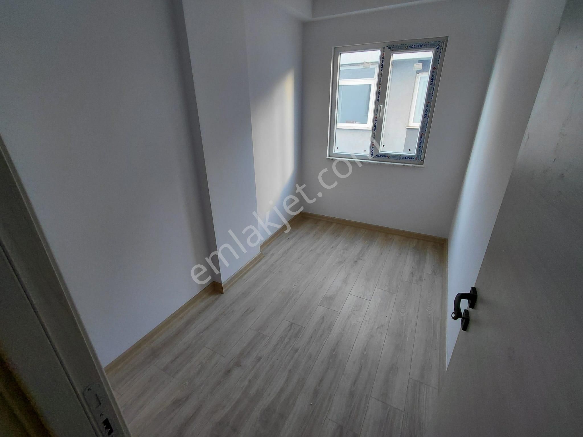 Cadde Üzeri Ayrı Mutfaklıbalkonlu Karanlık Odasız 80m² 2+1 Daire - Görsel 33