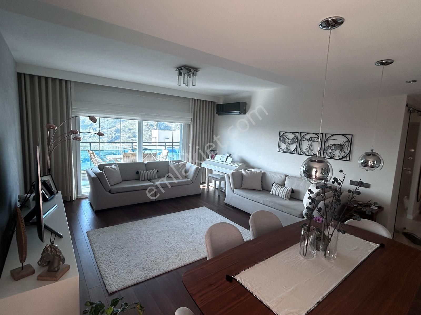 Ünlükoç Gayrimenkul Karşıyaka Park Yücesoy'da 3+1 - Görsel 2