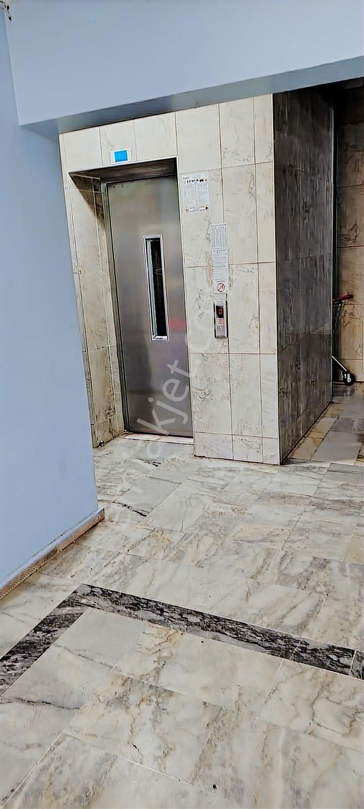 Eryaman Devlet Mahalesinde Gülhayat Sitesinde Satlık 3+1 Daire - Görsel 3