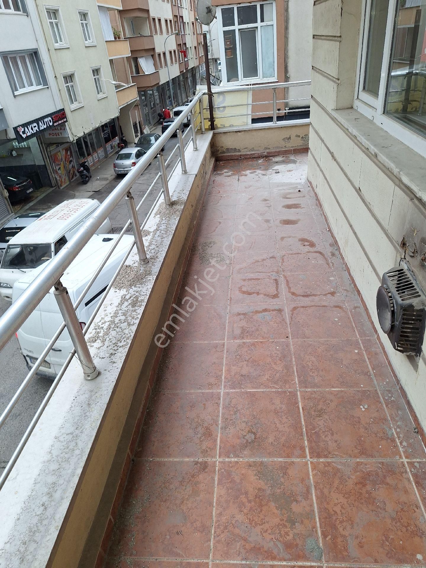 Pendik Çamçeşme Mahallesinde Cuma Pazarı Sokağın'da 2+1 Satılık Daire - Görsel 14