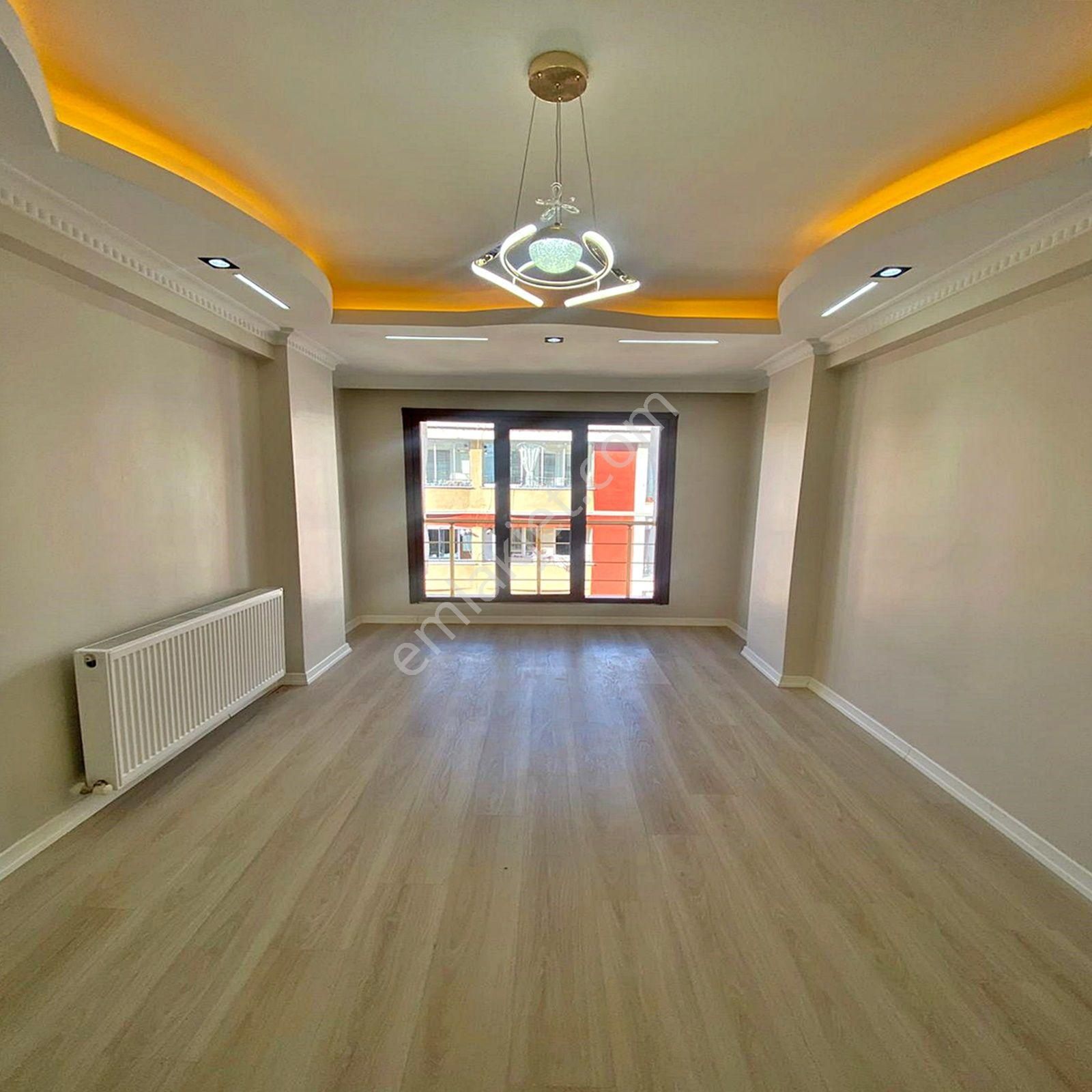 Esenyurt Üçevler Mahallesinde Satılık 2+1 Balkonlu Ara Kat Daire - Görsel 22