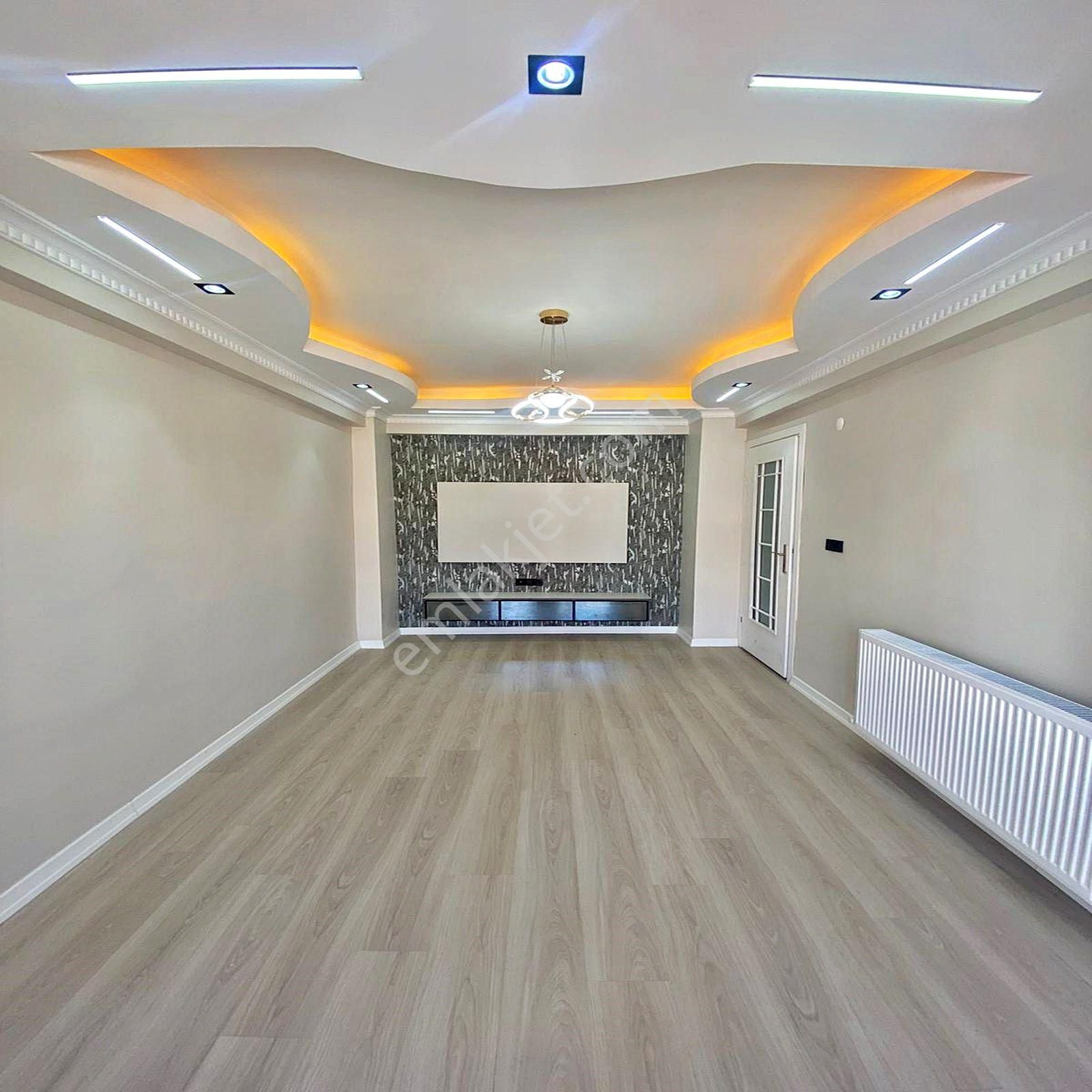 Esenyurt Üçevler Mahallesinde Satılık 2+1 Balkonlu Ara Kat Daire - Görsel 17