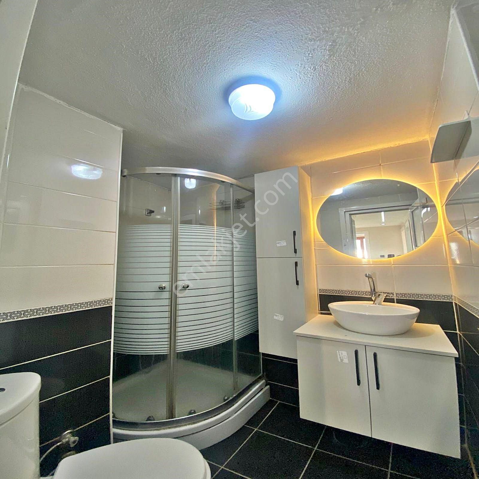 Esenyurt Üçevler Mahallesinde Satılık 2+1 Balkonlu Ara Kat Daire - Görsel 20