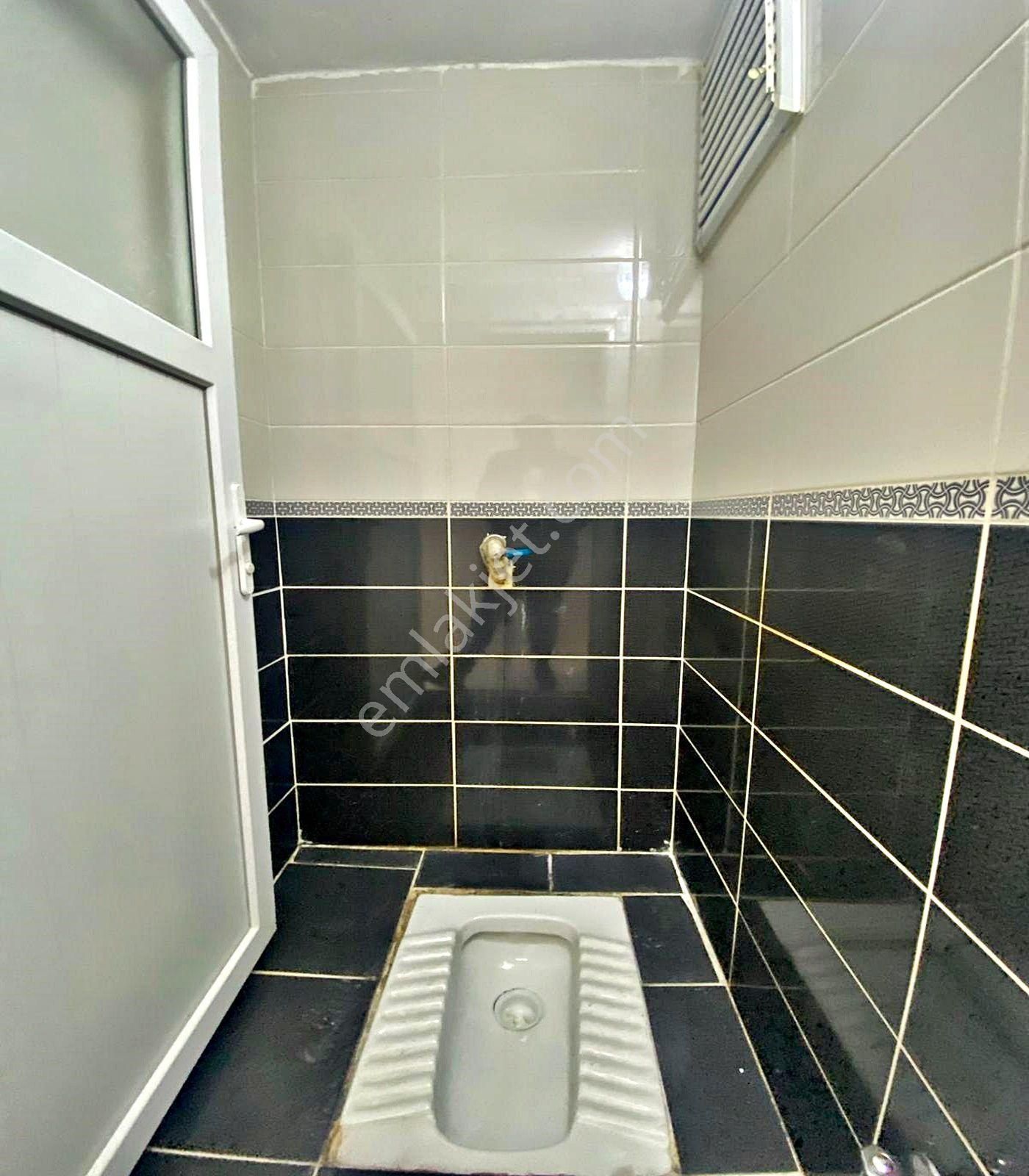 Esenyurt Üçevler Mahallesinde Satılık 2+1 Balkonlu Ara Kat Daire - Görsel 30