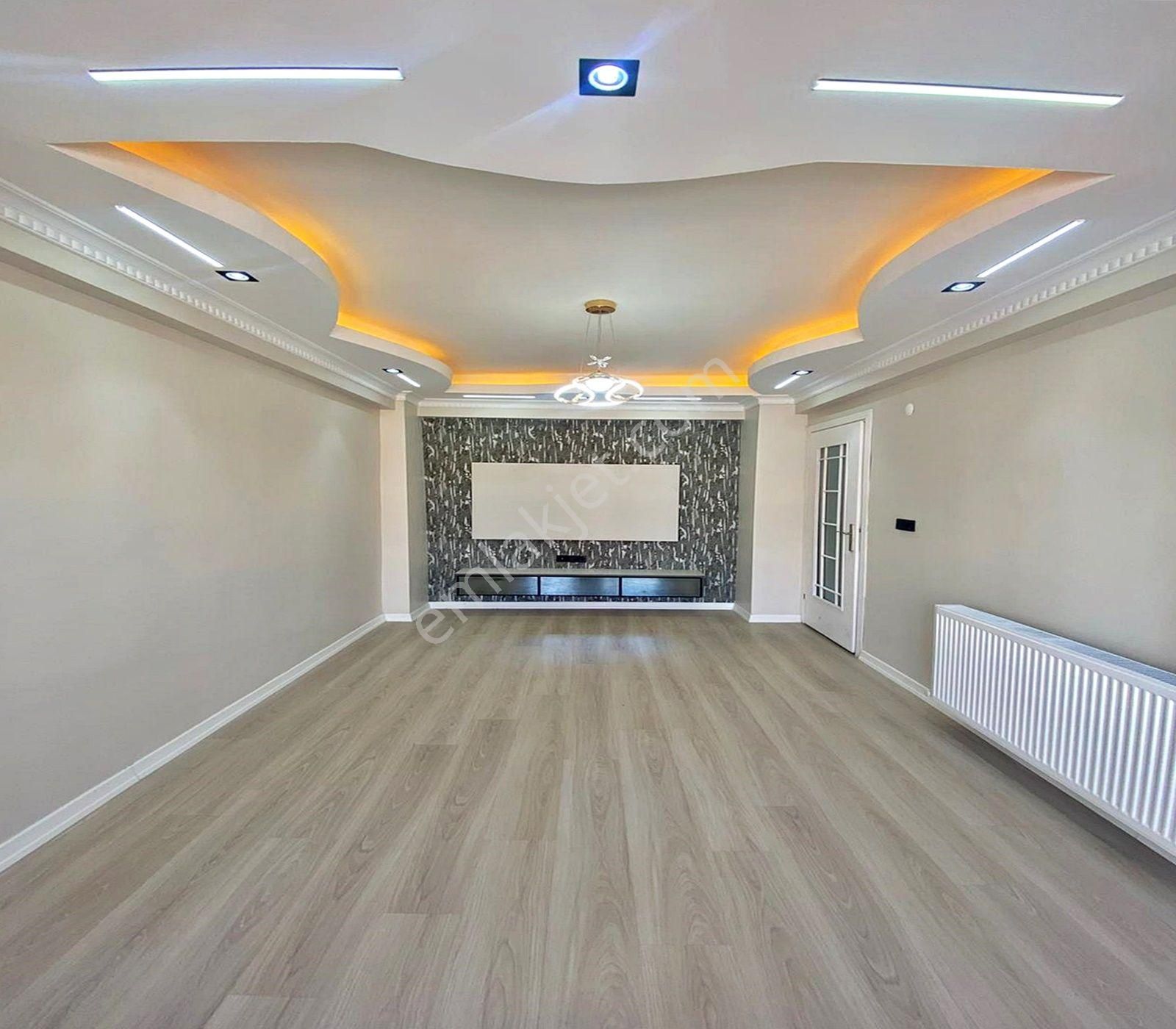 Esenyurt Üçevler Mahallesinde Satılık 2+1 Balkonlu Ara Kat Daire - Görsel 34