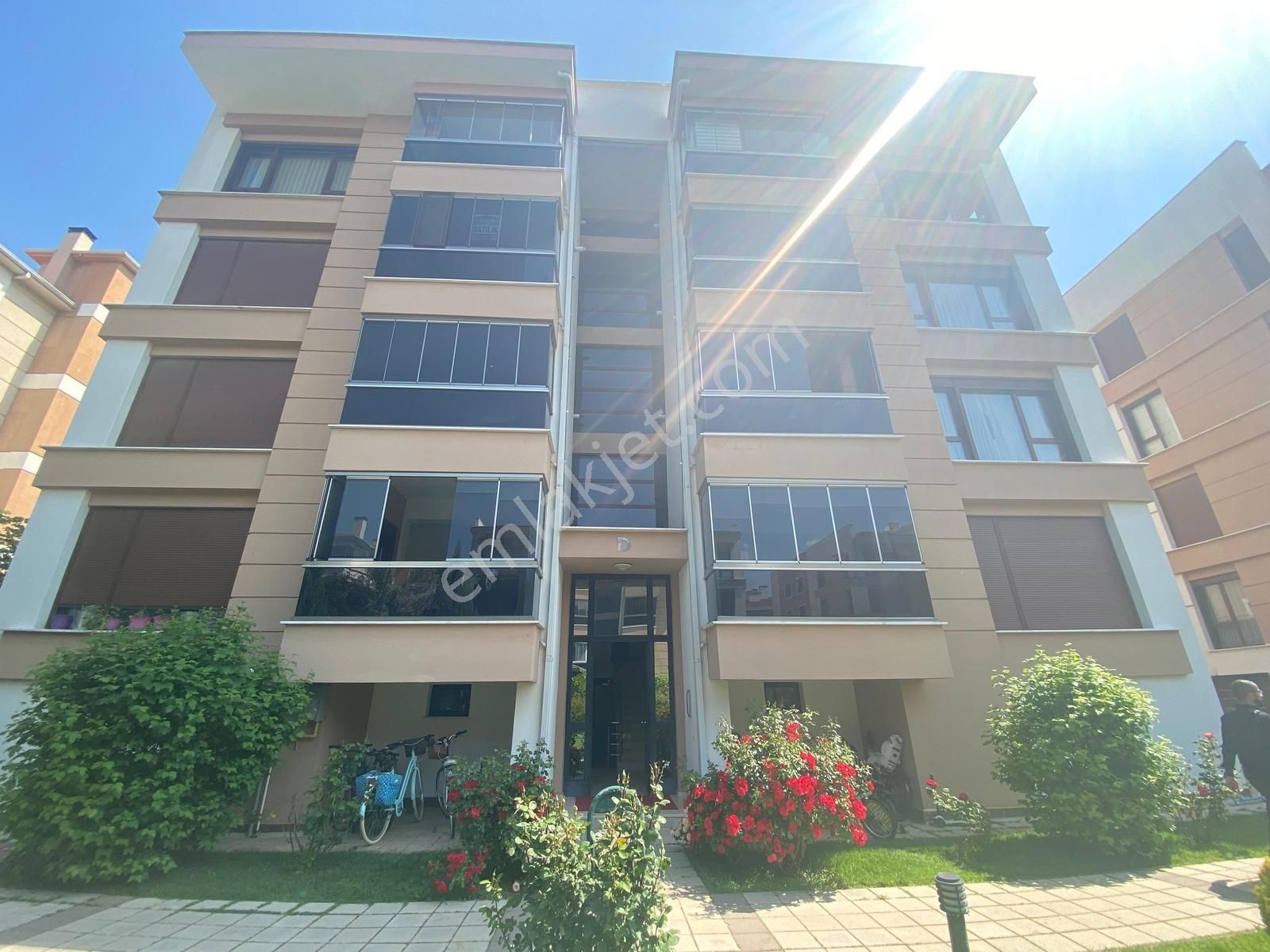 Bess'den Batıkent Mahalesi'nde Site İçi Satılık 4+1 Daire - Görsel 14