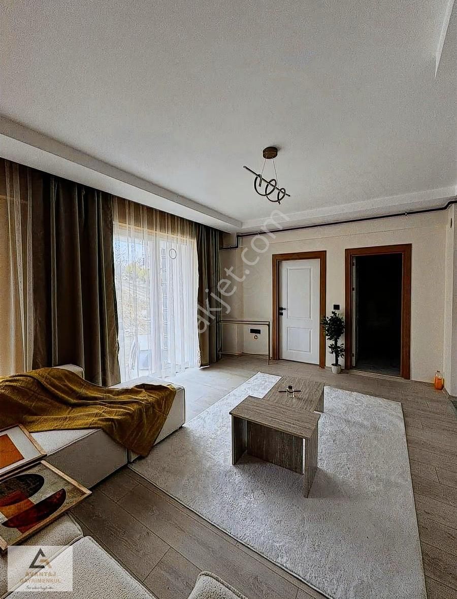 Özel Dizayn Sıfır Eşyalı Satılık 1+1..! - Görsel 6