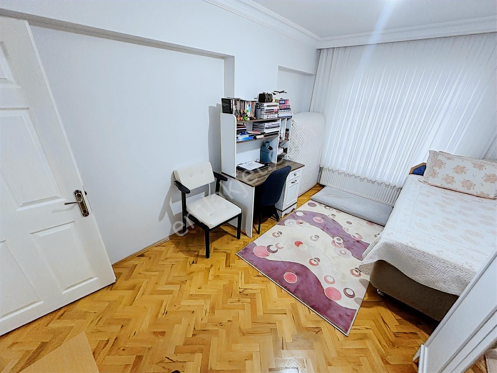 Ahiler Emlaktan Yozgat Bulvarına Cephe 2.katta 3+1 Daire - Görsel 3