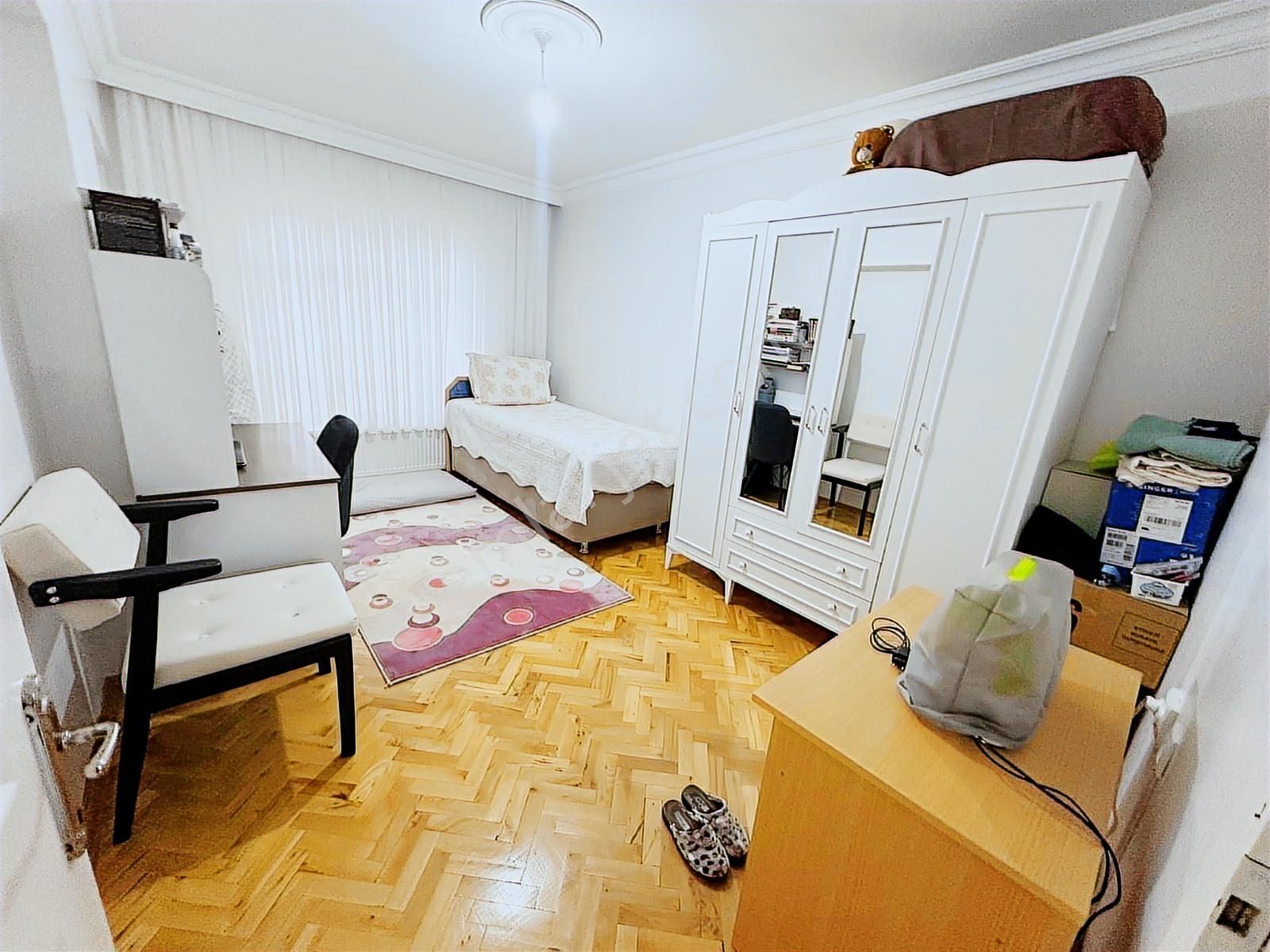 Ahiler Emlaktan Yozgat Bulvarına Cephe 2.katta 3+1 Daire - Görsel 19