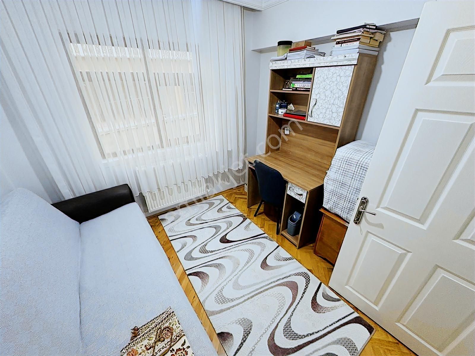 Ahiler Emlaktan Yozgat Bulvarına Cephe 2.katta 3+1 Daire - Görsel 25