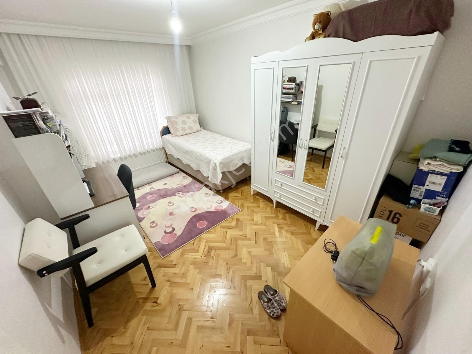 Ahiler Emlaktan Yozgat Bulvarına Cephe 2.katta 3+1 Daire - Görsel 9