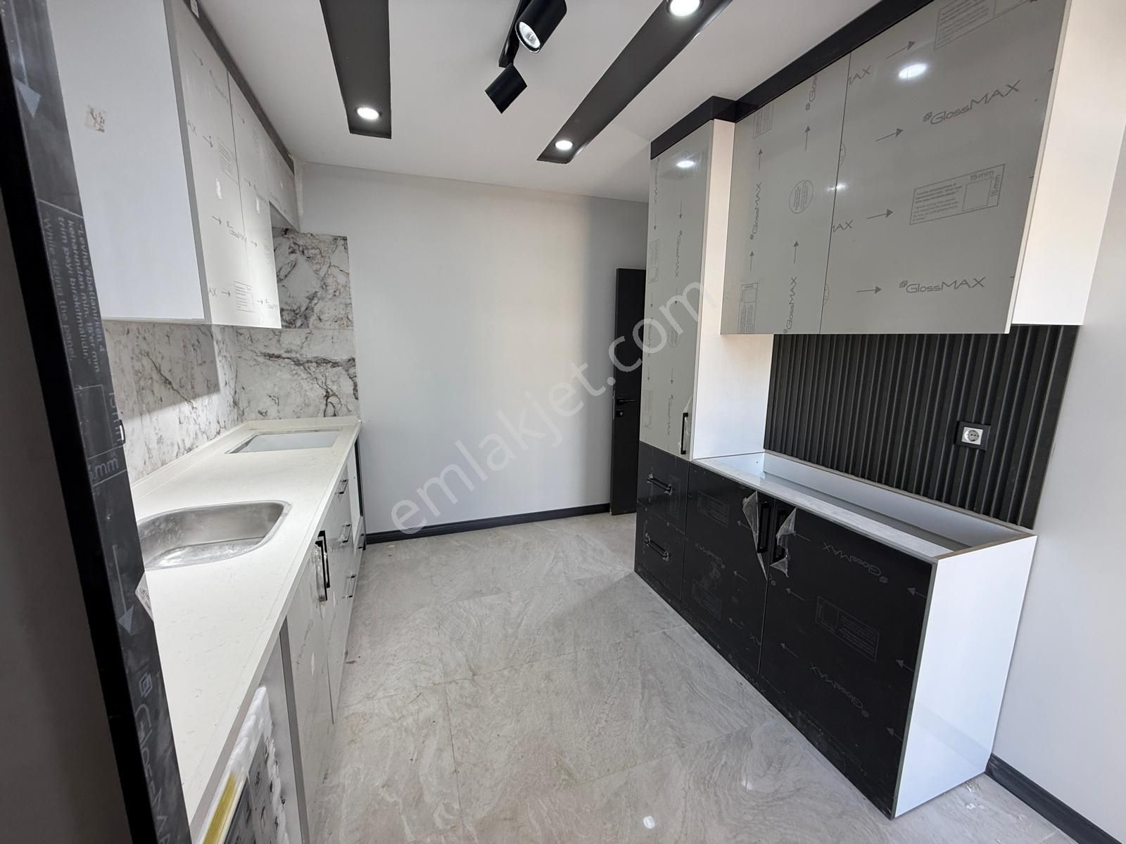 V.ayanoğlunda Kat Cephe Seçenekli Sıfır 2+1 Daireler - Görsel 8