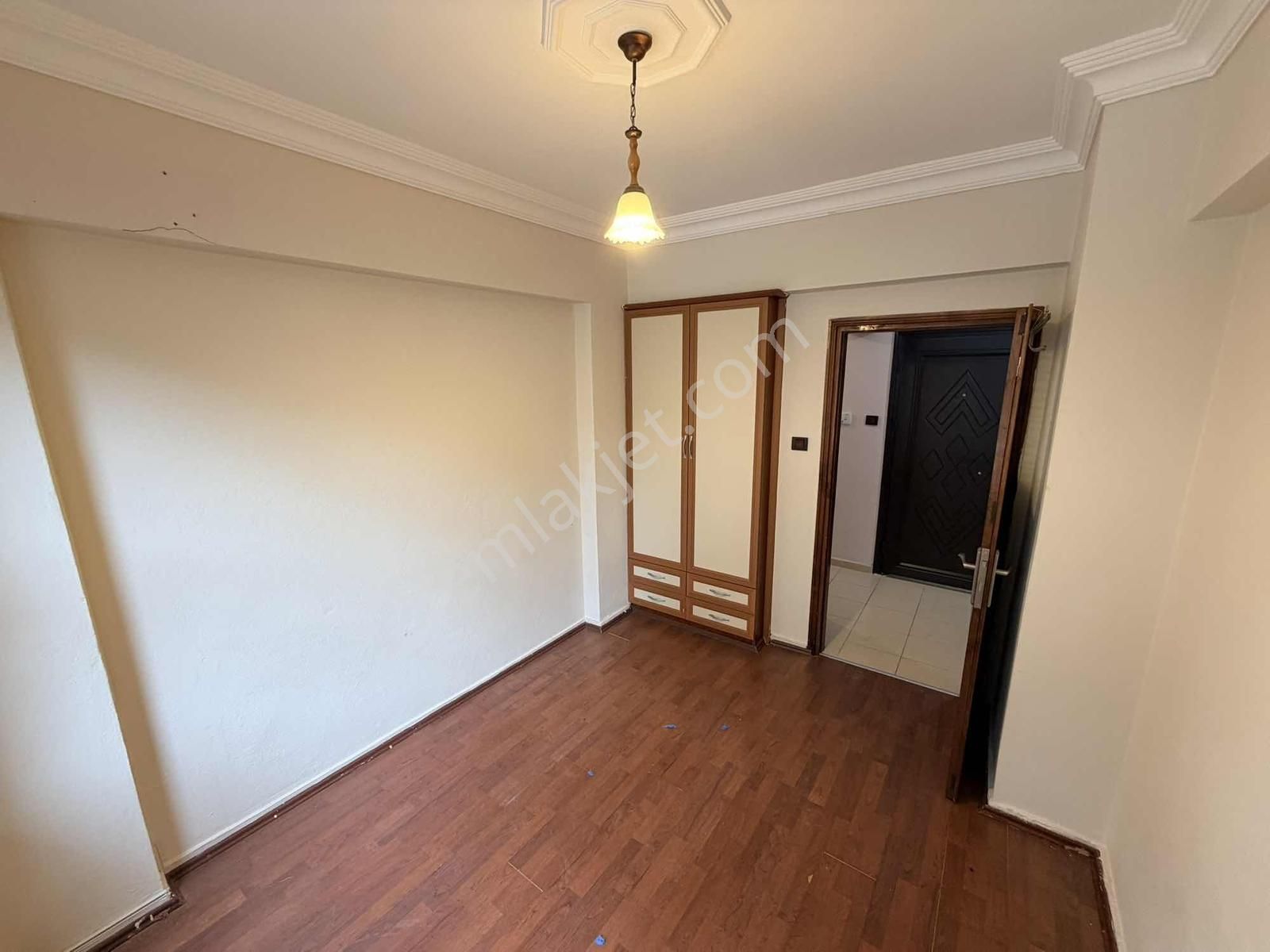 Emlakparktan Damlataş Muhabbet Sokak Denize 3cü Bina 2+1 Kiralık - Görsel 25