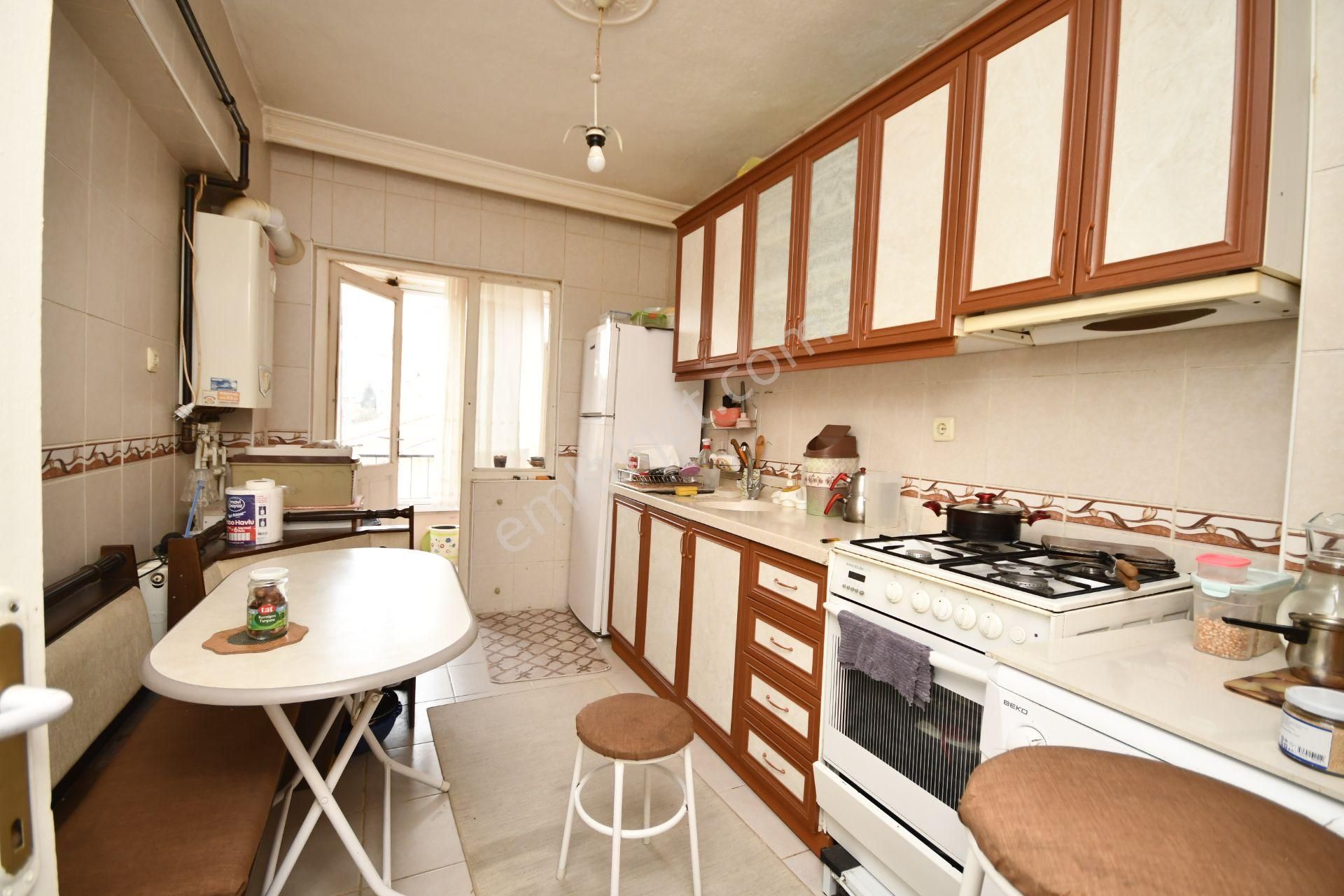 Pursaklar Mehmet Zengin Emlak'tan Merkez Mah.ful Yapılı 2.kat 3+1 Masrafsız Daire