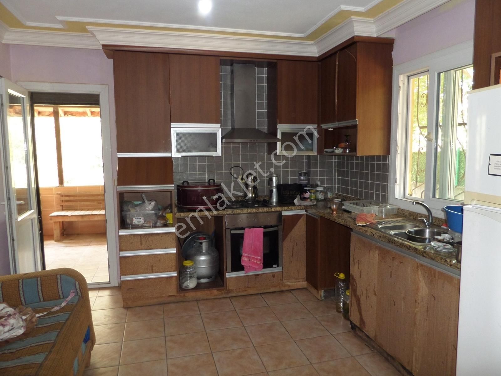 Bodrum + 2.5 Katlı Eğitim Merkezi Olarak Kullanilmakta - Görsel 12