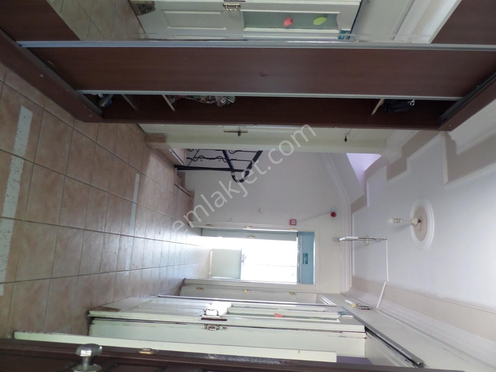 Bodrum + 2.5 Katlı Eğitim Merkezi Olarak Kullanilmakta - Görsel 9