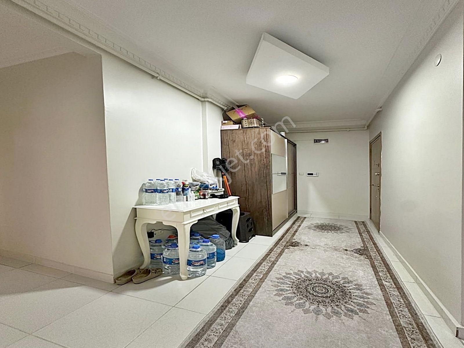 Cadde34'den Avcılar Cihangir Konaklarında Site İçerisinde Açık Otoparklı 2+1 Satılık Arakat Daire - Görsel 8