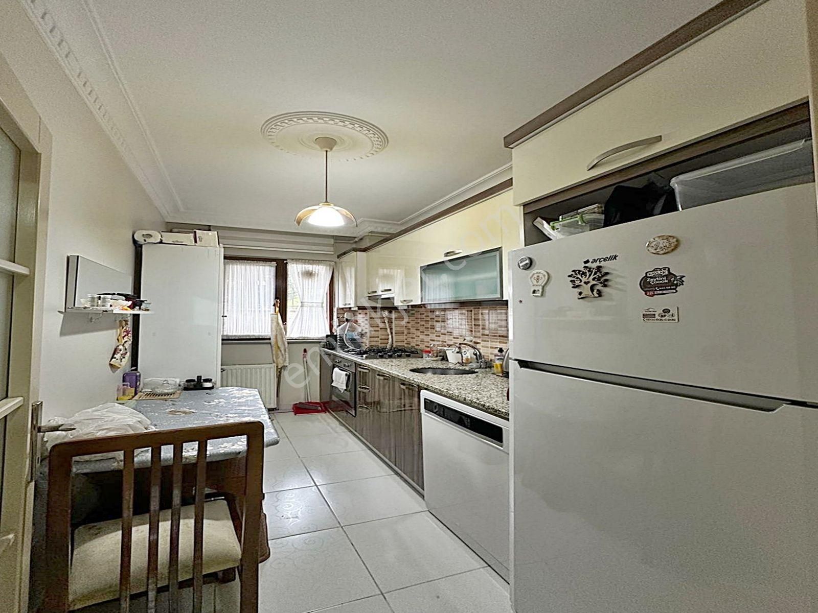 Cadde34'den Avcılar Cihangir Konaklarında Site İçerisinde Açık Otoparklı 2+1 Satılık Arakat Daire - Görsel 6