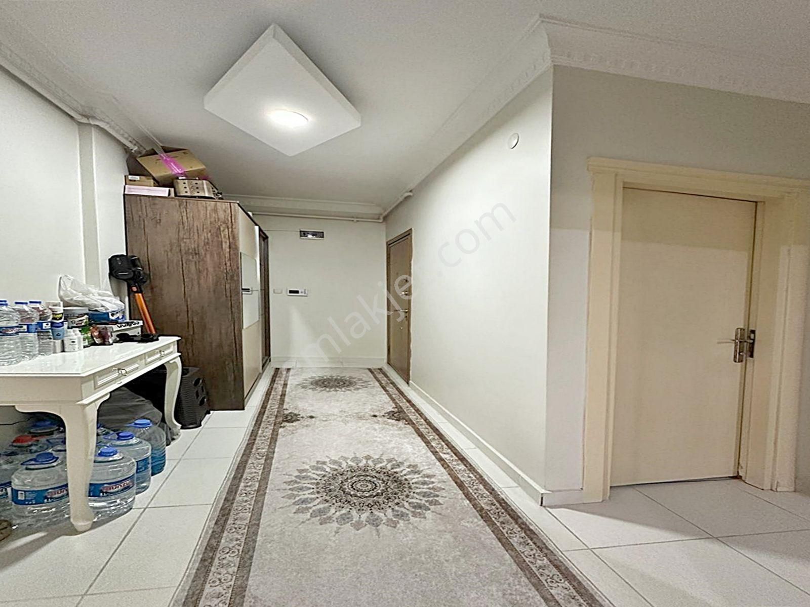 Cadde34'den Avcılar Cihangir Konaklarında Site İçerisinde Açık Otoparklı 2+1 Satılık Arakat Daire - Görsel 11