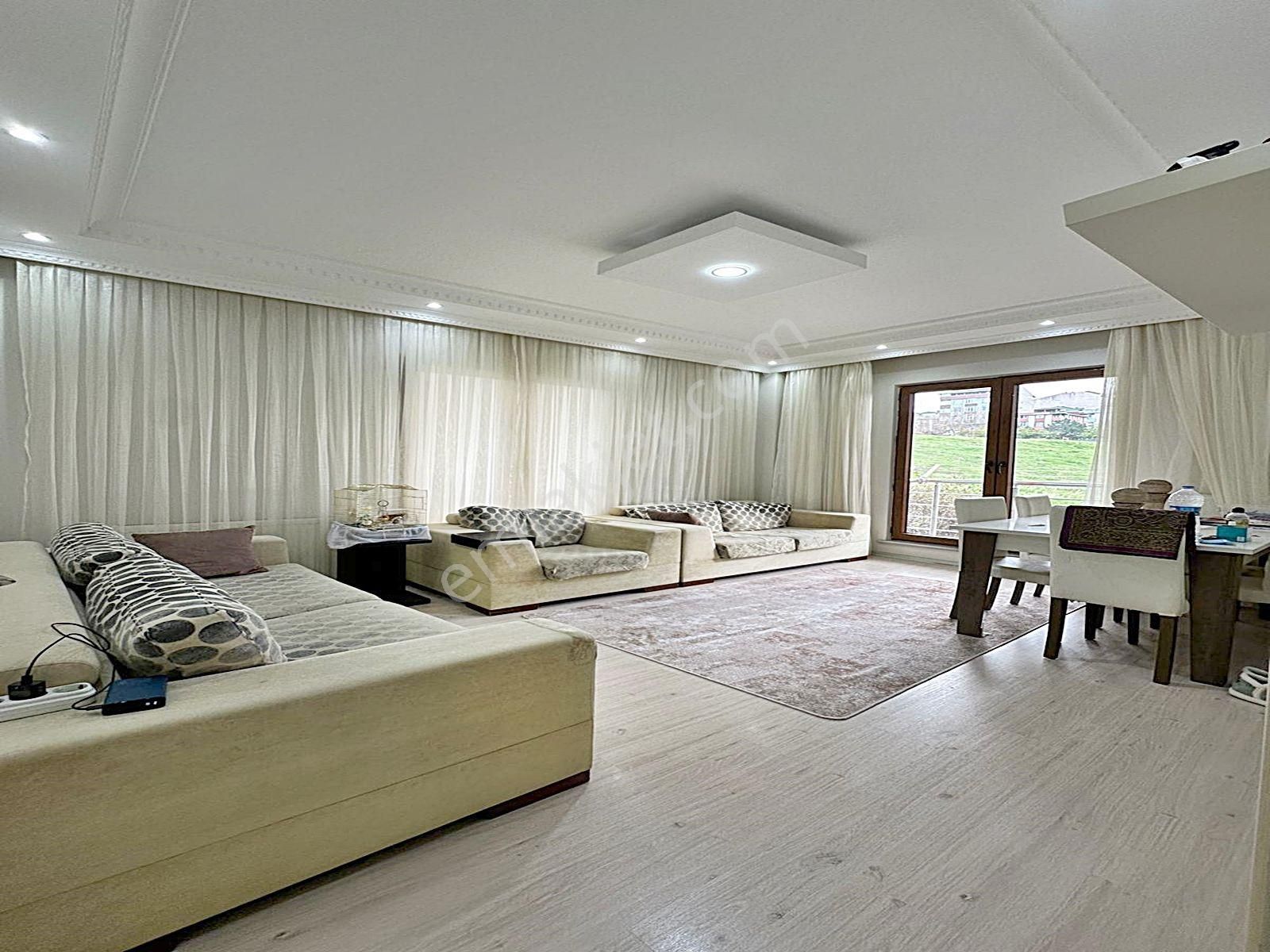 Cadde34'den Avcılar Cihangir Konaklarında Site İçerisinde Açık Otoparklı 2+1 Satılık Arakat Daire - Görsel 5