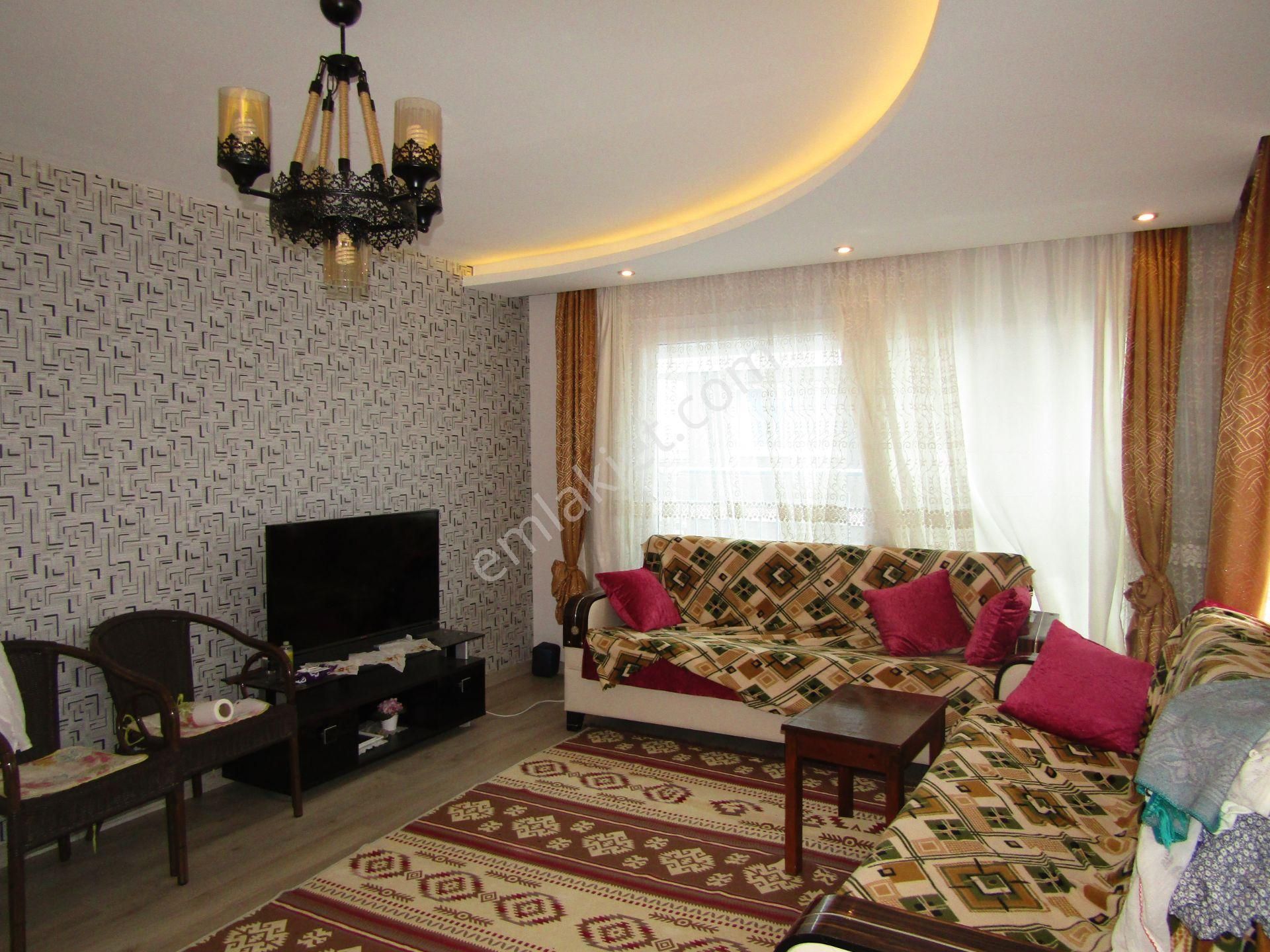 Tellidere'de_bulvara_2.parsel_d.gazlı_geniş_3+1_kat_mülkiyetli_iskanlı_ - Görsel 6