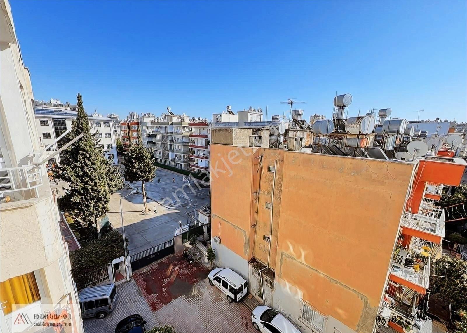 Ergünden Bahçelievlerde Cepheleri Açık Satılık 4+1 Daire - Görsel 8