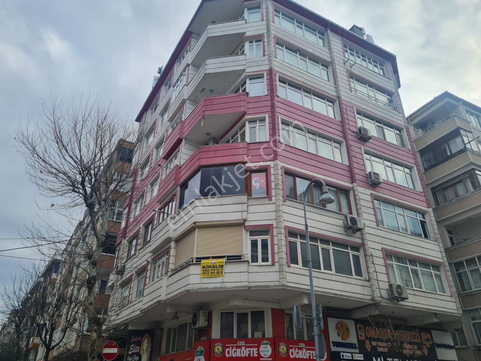 Metro Metrobüs Yakını 3+1 Satılık 1.kat Asansörlü Boş Daire - Görsel 2