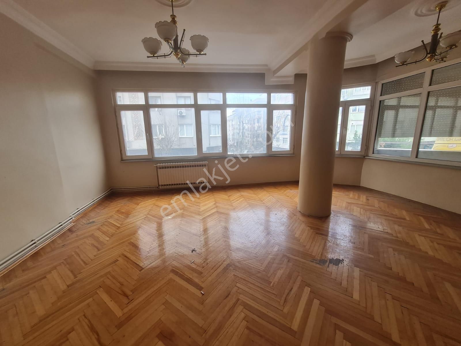 Metro Metrobüs Yakını 3+1 Satılık 1.kat Asansörlü Boş Daire - Görsel 25