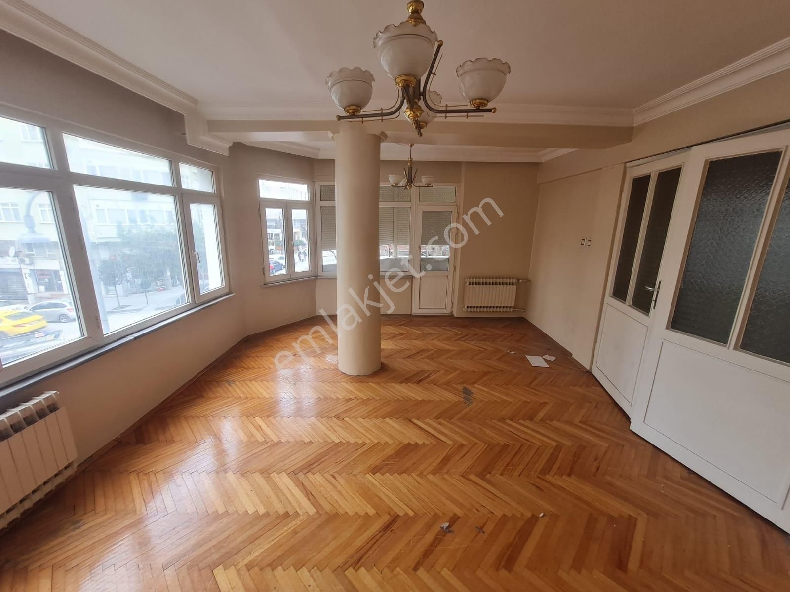 Metro Metrobüs Yakını 3+1 Satılık 1.kat Asansörlü Boş Daire - Görsel 23