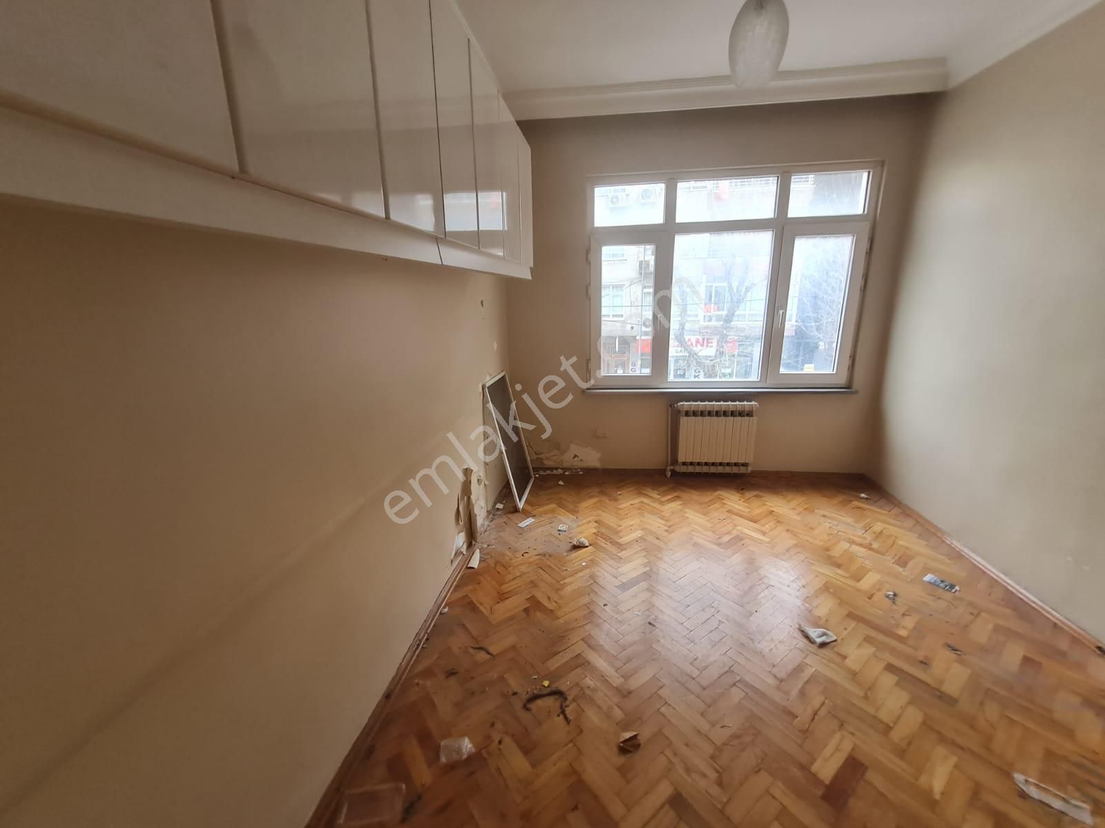 Metro Metrobüs Yakını 3+1 Satılık 1.kat Asansörlü Boş Daire - Görsel 15