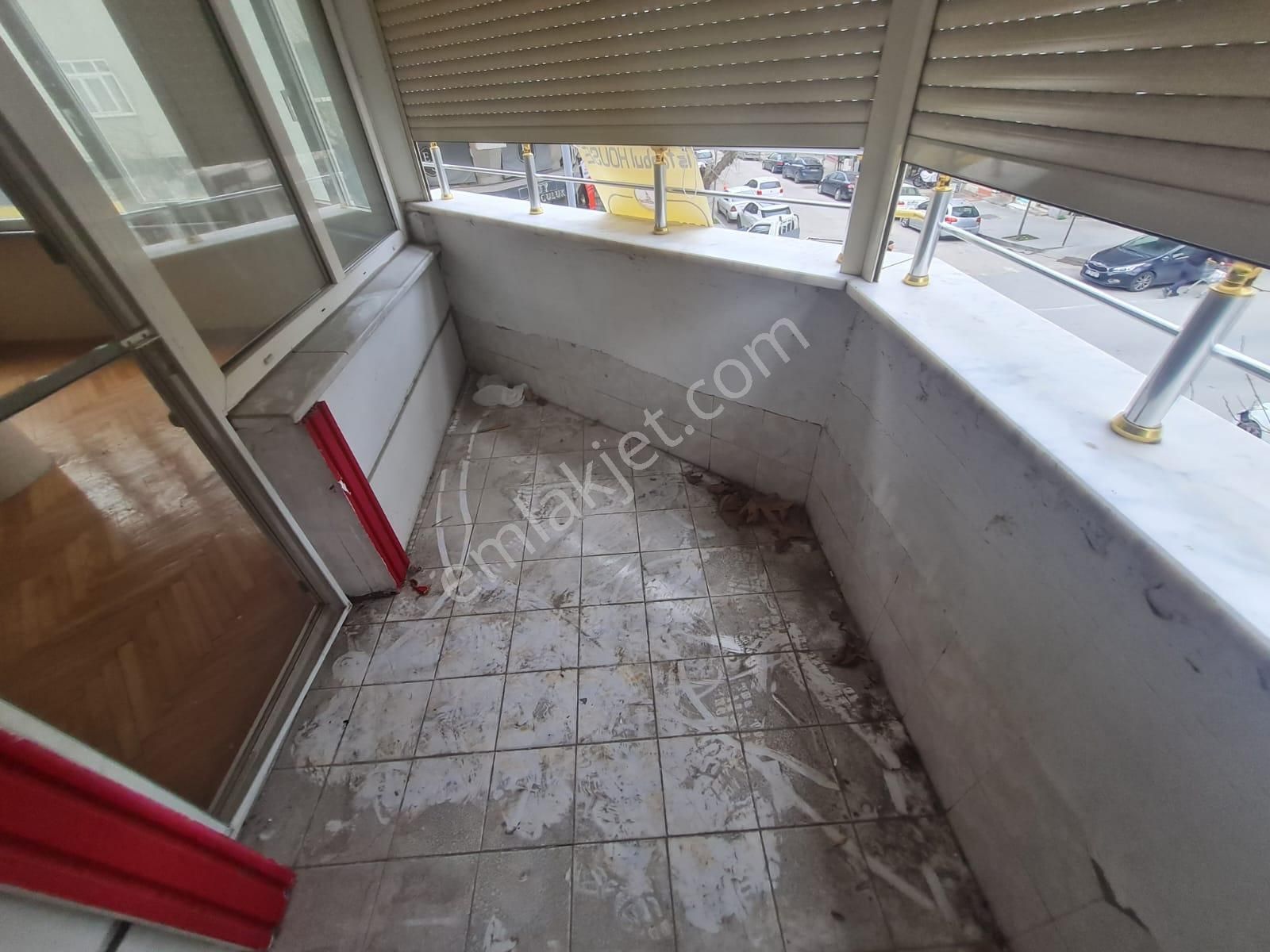 Metro Metrobüs Yakını 3+1 Satılık 1.kat Asansörlü Boş Daire - Görsel 20