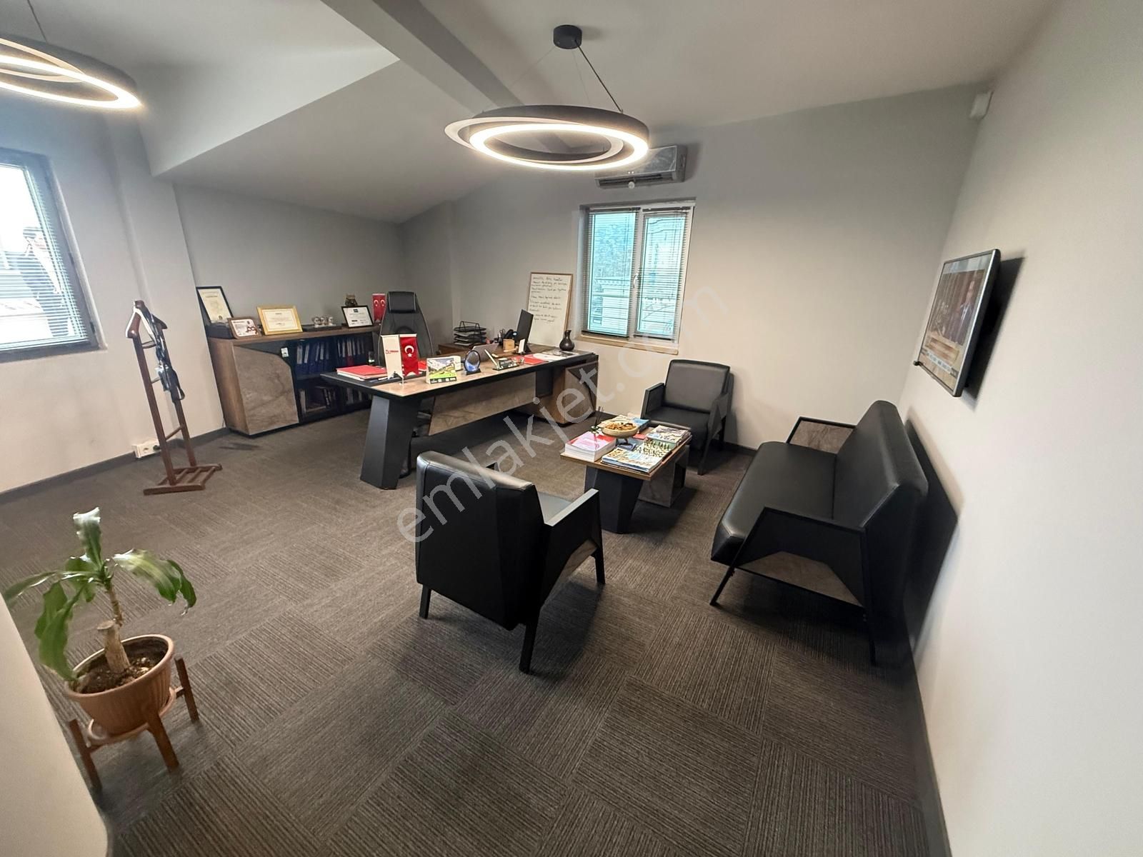 Tarcanlardan Mobilyalı Hazır Düzenli 400m² Devren Kiralık İşyeri - Görsel 13