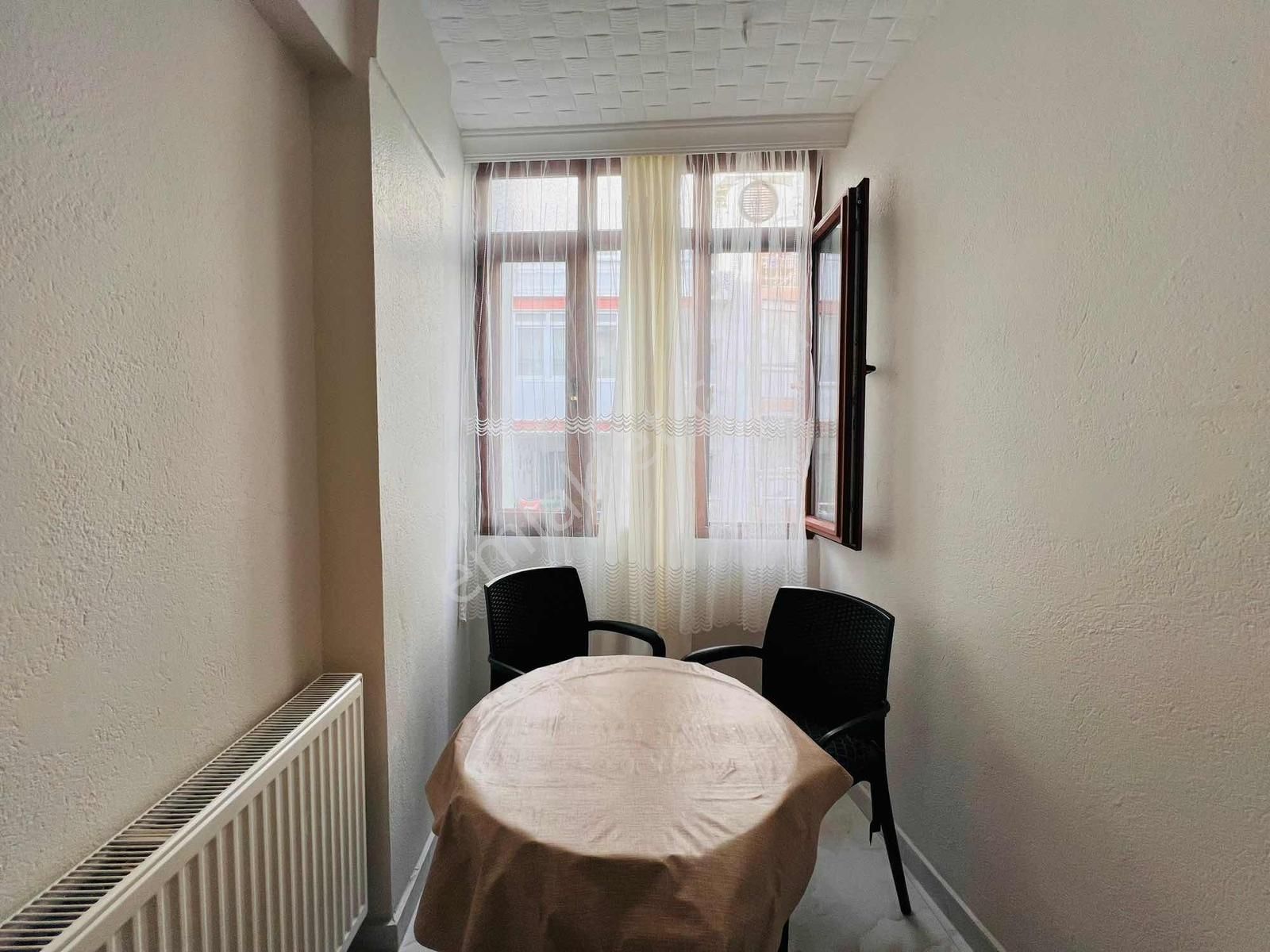 Türker Emlak 2+1 90 M2 Ara Kat Merkezde Ptt Yanı - Görsel 19