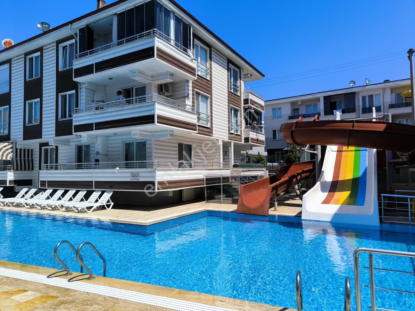 Aqua Ve Olimpik Havuzlu Sitede 3. Kat 2+1 Satılık Daire
