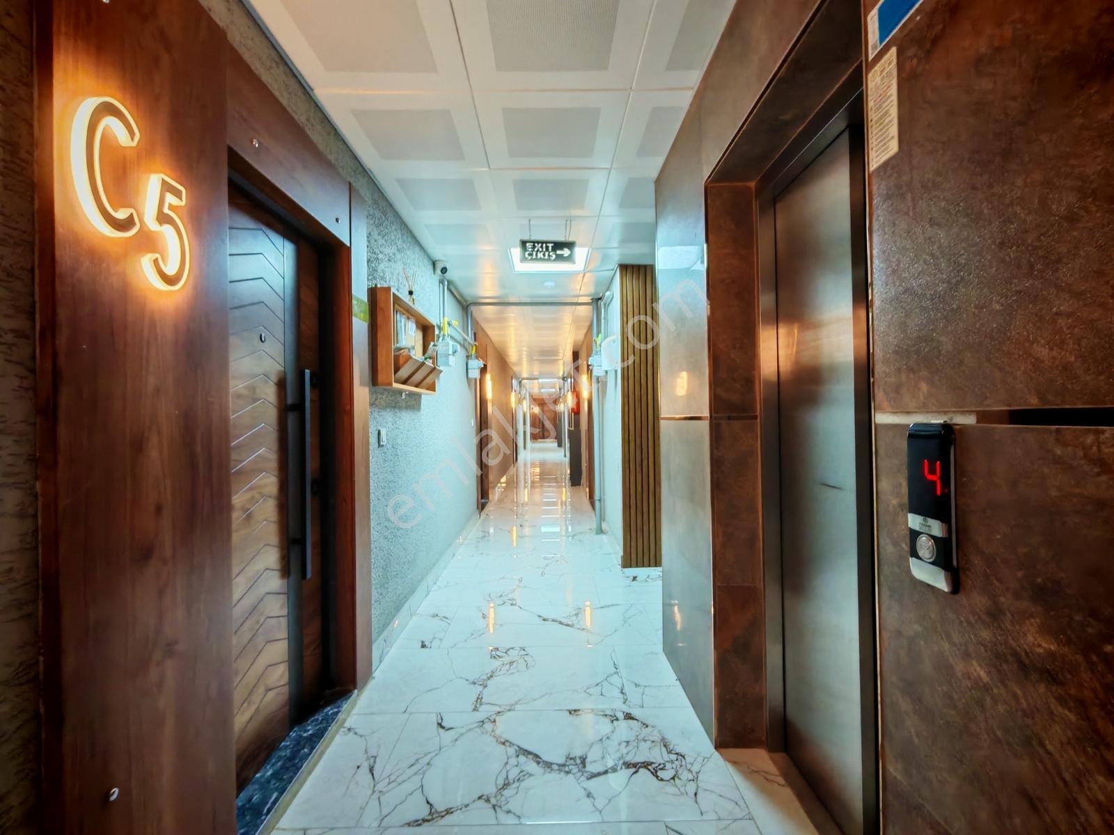 Silivri'de Lüks Rezidans'da 1+1 Eşyalı Corner Downtown - Görsel 20