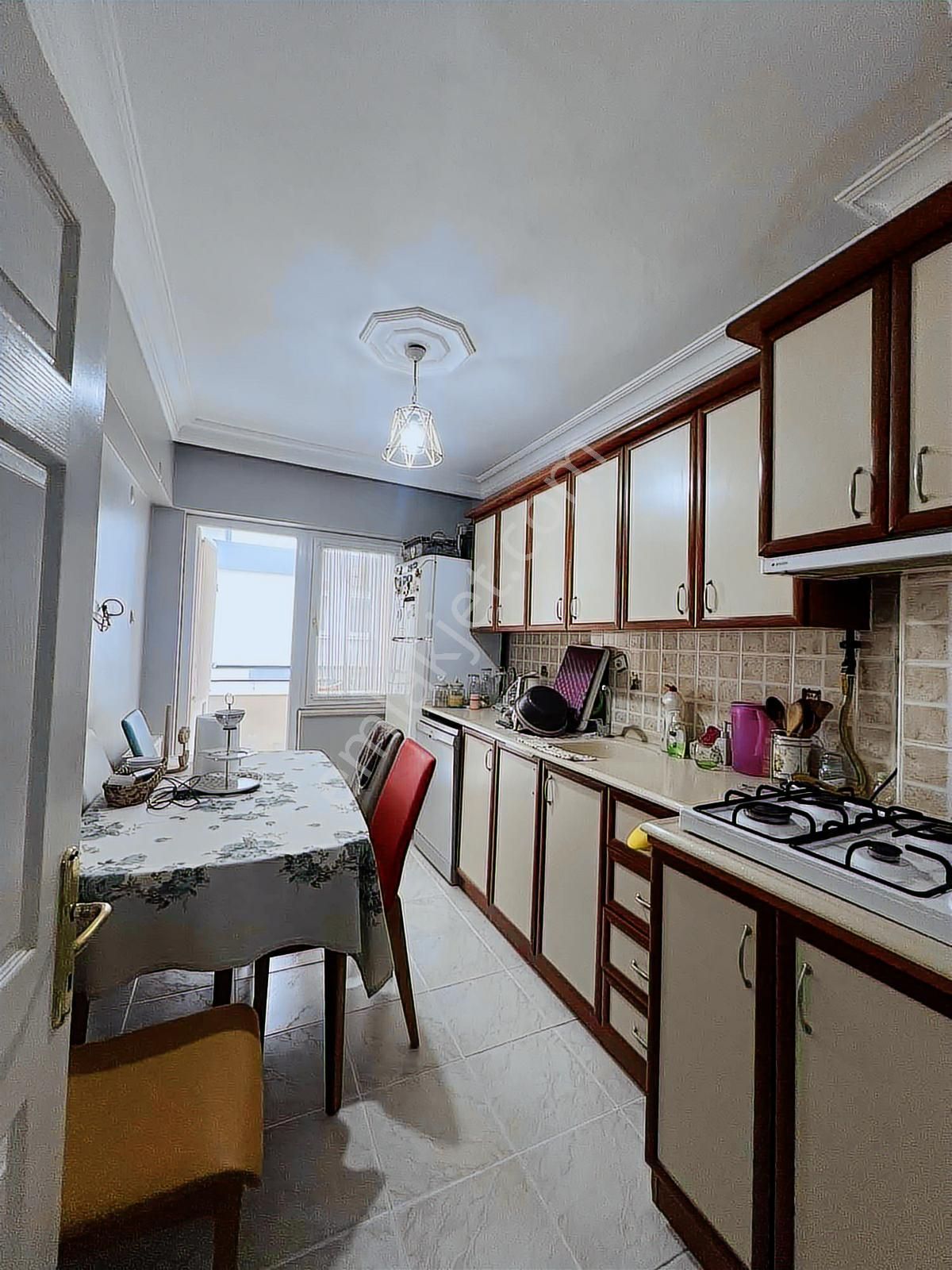 Acil Satılık Kadıköy Mahallesi 2+1 Daire Ara Kat - Görsel 19