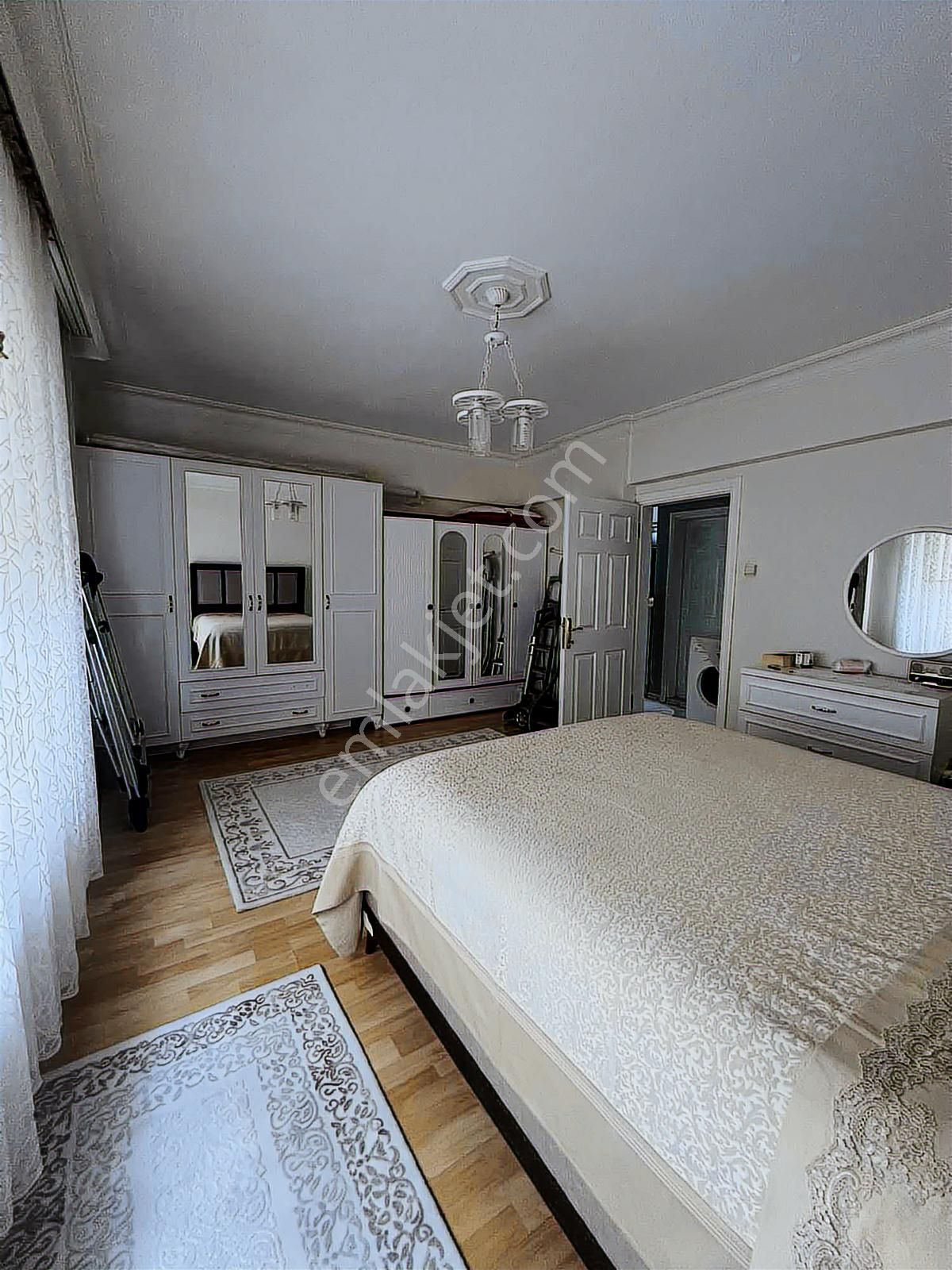 Acil Satılık Kadıköy Mahallesi 2+1 Daire Ara Kat - Görsel 7