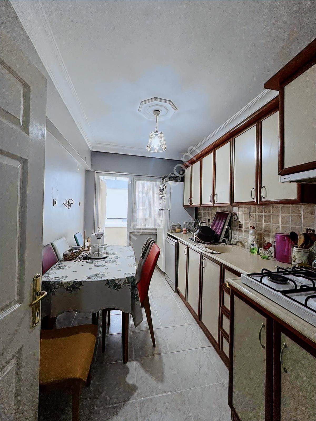 Acil Satılık Kadıköy Mahallesi 2+1 Daire Ara Kat - Görsel 16