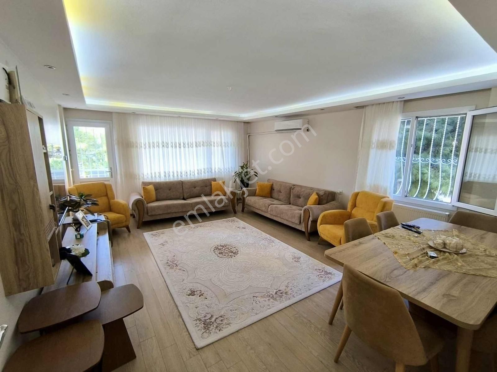 Granada Yakını Genç Egeliler Site İçinde 3+1 165m2 Lüx Daire - Görsel 7