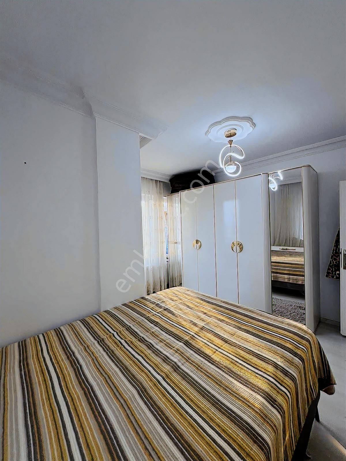 Gençlik Parkı İçi Yapılı Denize 2 Dk Mesafede 3+1 - Görsel 18