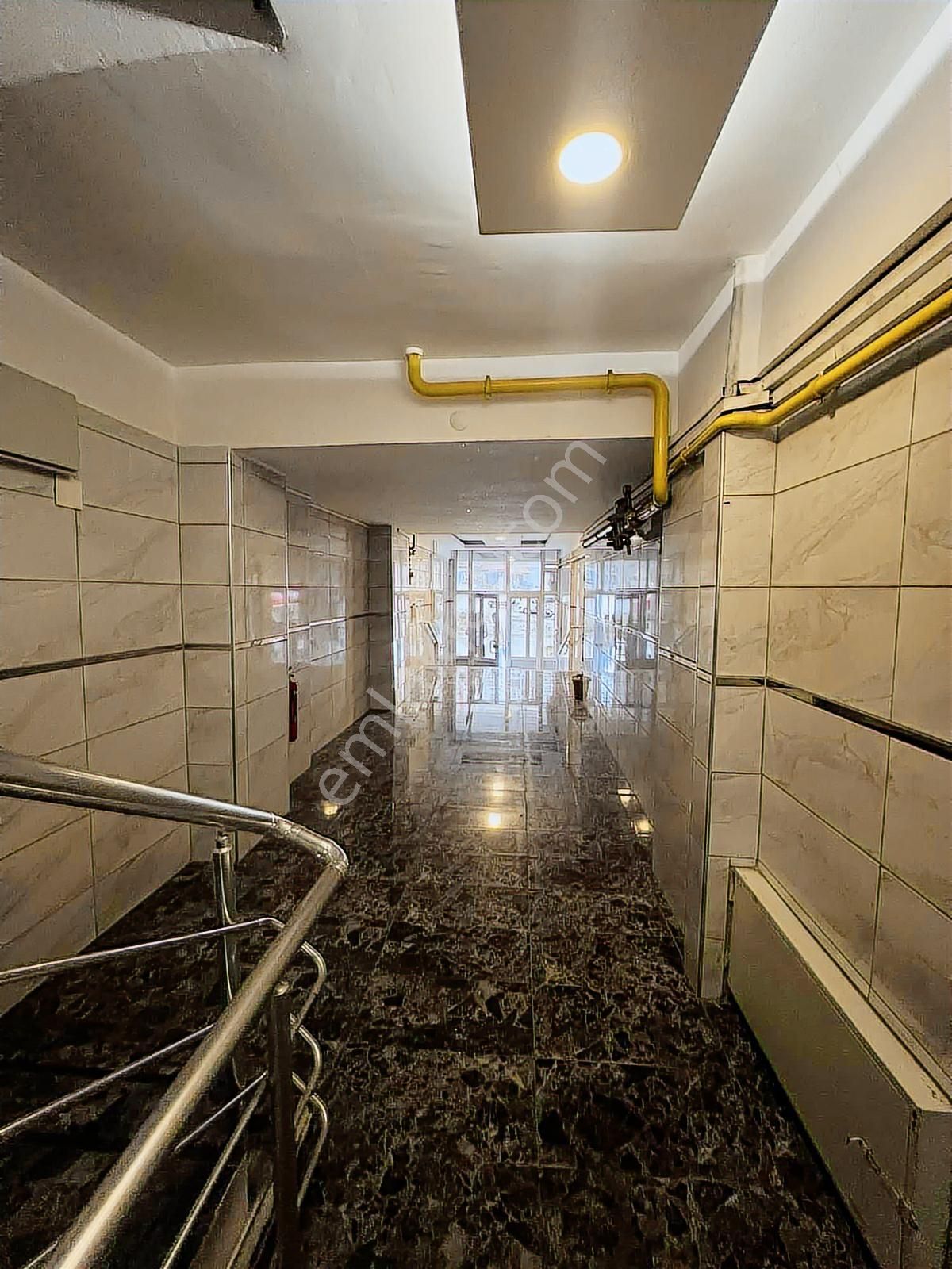 Gençlik Parkı İçi Yapılı Denize 2 Dk Mesafede 3+1 - Görsel 28