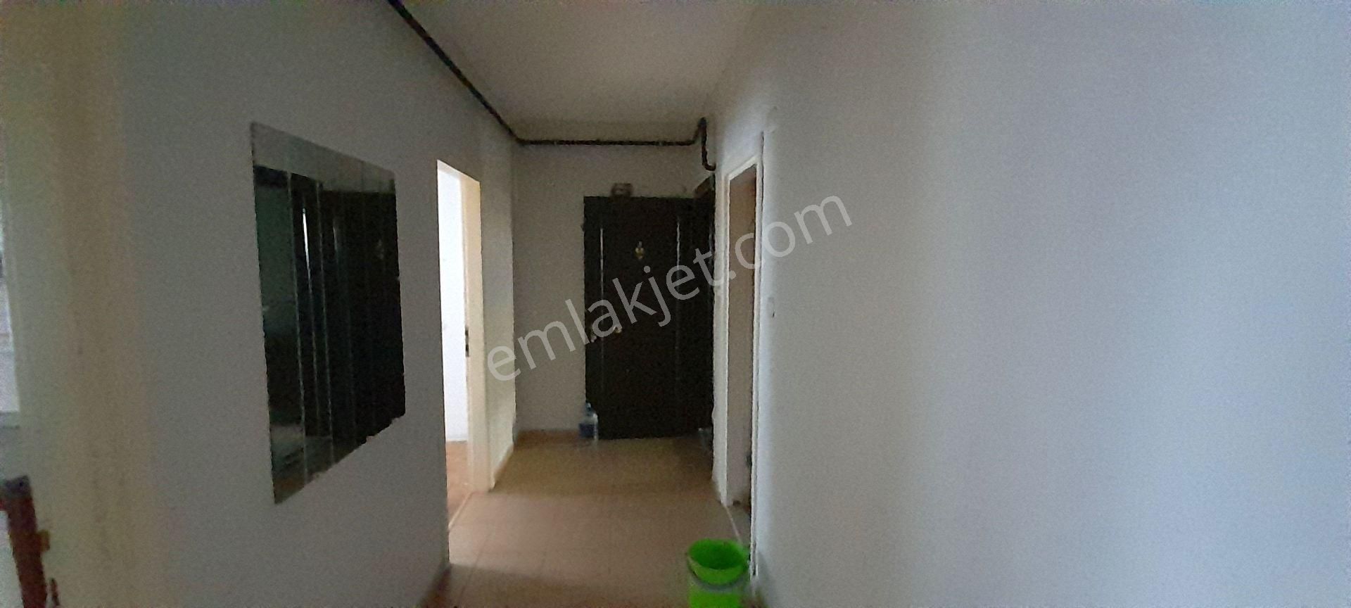 Beren Emlak'tan Altınova Mh. Giriş Kat 3+1 Satılık Daire - Görsel 19
