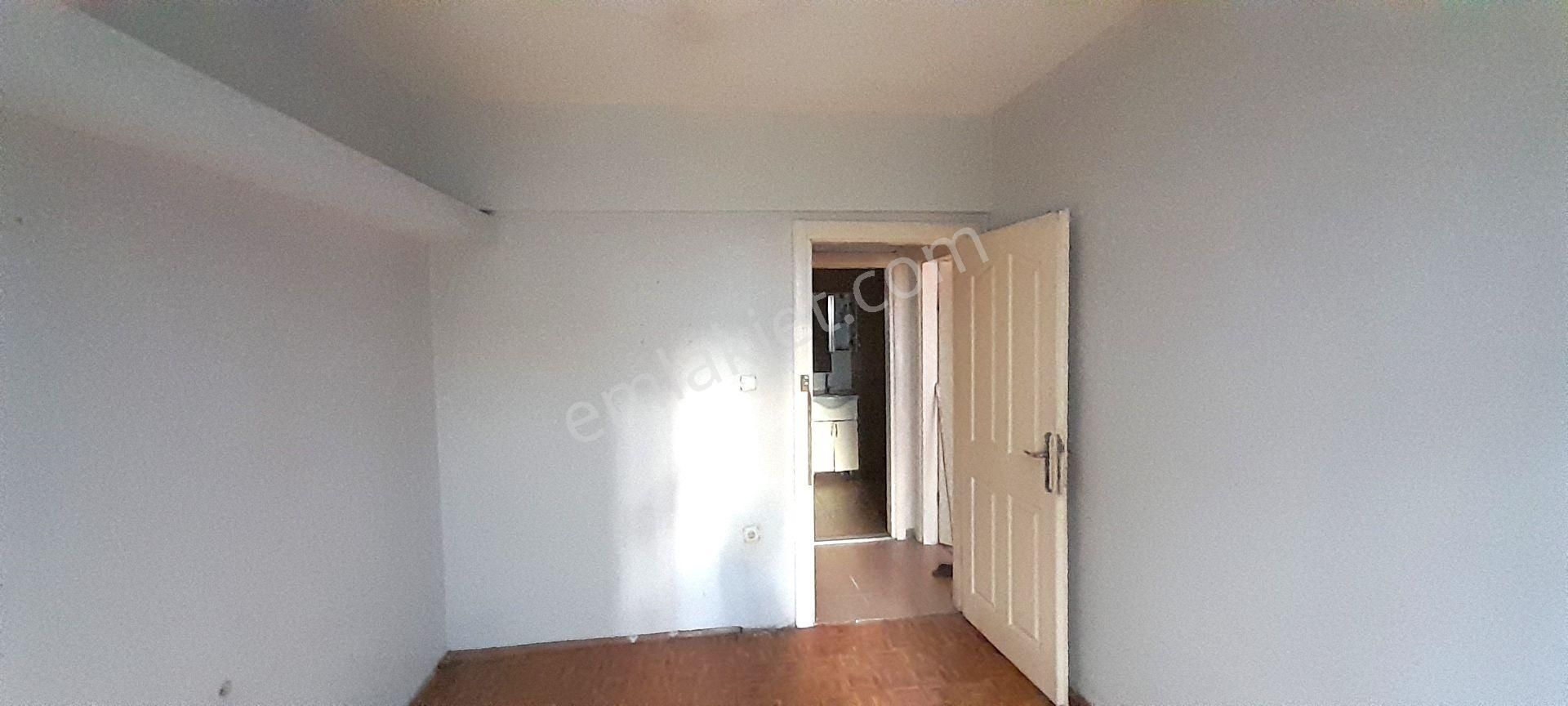 Beren Emlak'tan Altınova Mh. Giriş Kat 3+1 Satılık Daire - Görsel 14