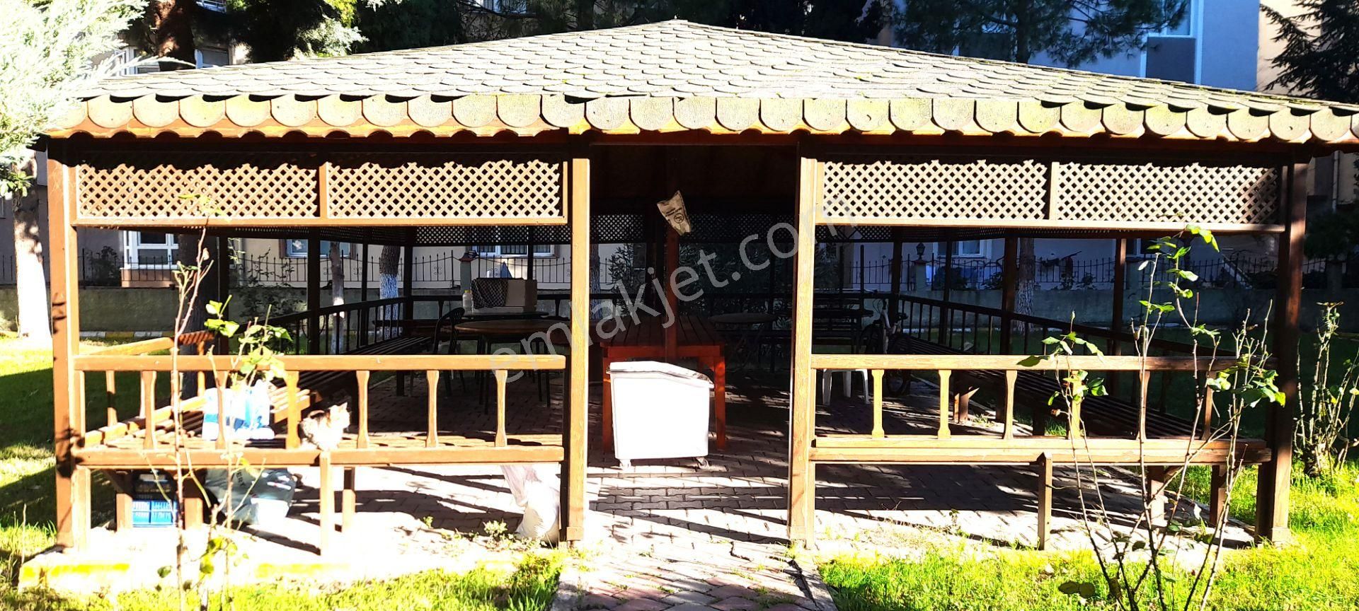 Beren Emlak'tan Altınova Mh. Giriş Kat 3+1 Satılık Daire